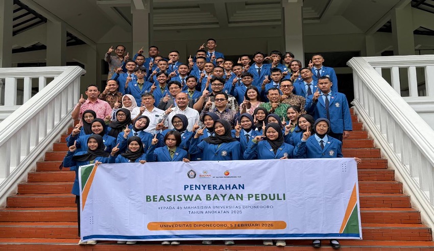 29 Mahasiswa TBPK FPIK Undip Terima Beasiswa Bayan Peduli Komitmen 29 Mahasiswa TBPK FPIK Undip Terima Beasiswa Bayan Peduli Komitmen
